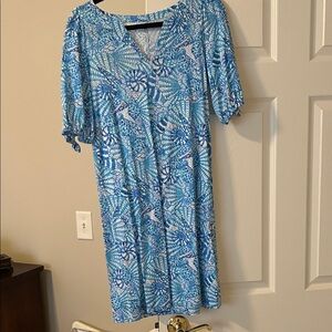 Lilly Pulitzer Blue and White Patterned Garment